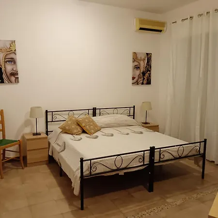 San Nicolo House