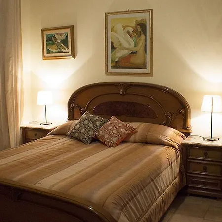 San Nicolo House 5* Aci Catena