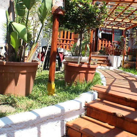 San Nicolo House 5* Aci Catena